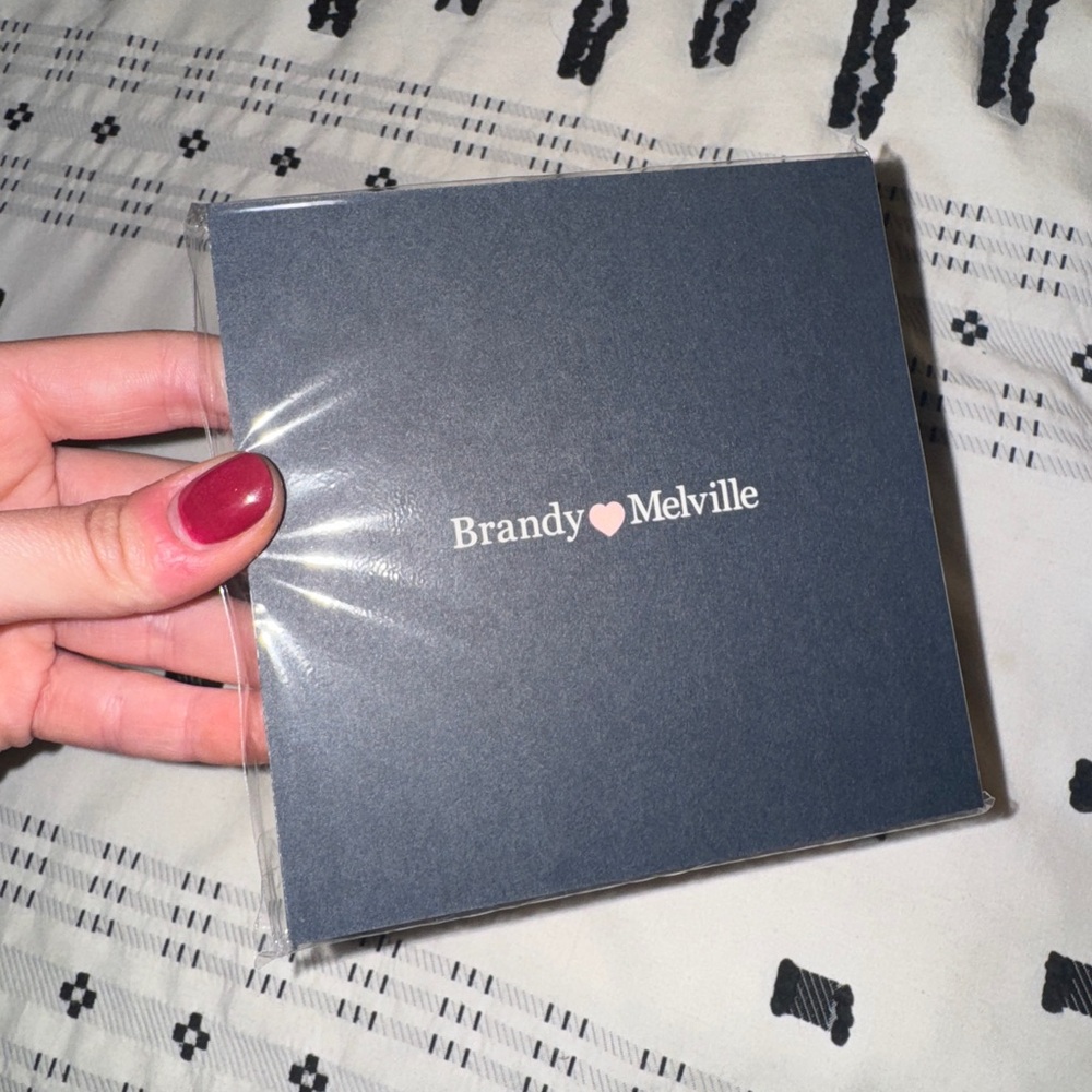 Brandy Melville Photo Card Pack